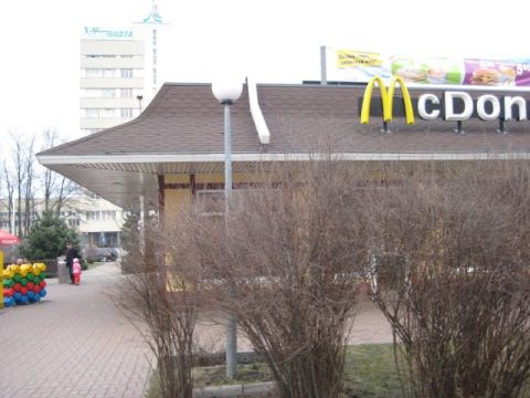 У Львові горів McDonalds на проспекті Чорновола