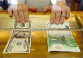 Курс валют: євро подорожчало на кілька копійок