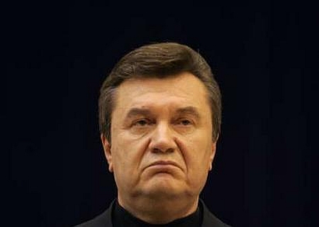 Крим відколюється через бандерівців і нову владу, – Янукович
