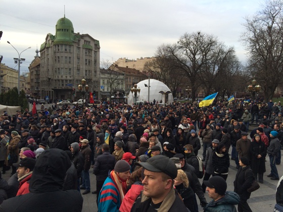 Львівський євромайдан сьогодні оголосить бойкот товарам і торговельним маркам, що належать депутатам з Партії Регіонів