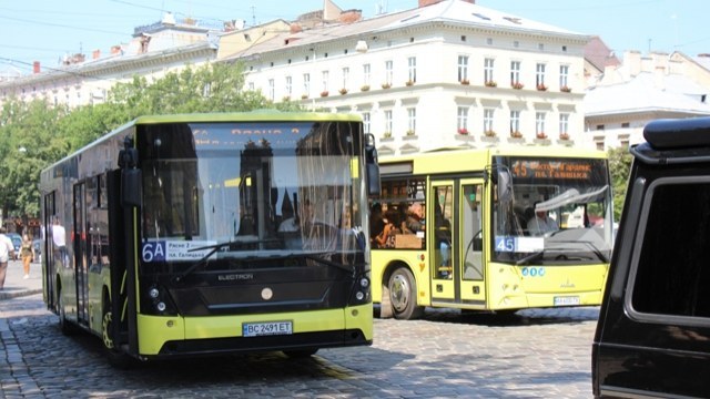 У Львові тимчасово змінили схему руху маршруток