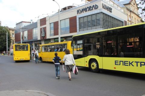Для львівських маршруток затвердили похвилинний графік руху
