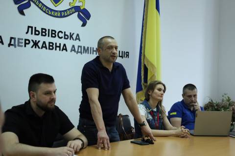 Козицький у травні преміював Греня на 15 тисяч гривень