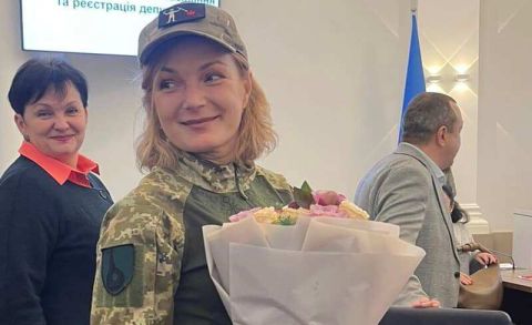 Депутатка Шевченко зібрала майже мільйон гривень готівки