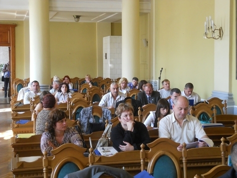 "Свободівці" у Львівській міськраді вимагають перенести звіт Садового