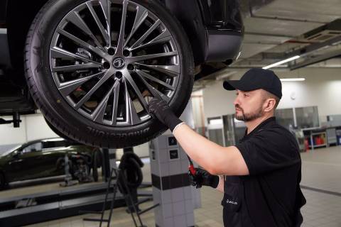 Обираємо диски на Lexus: розмір, дизайн та сумісність з автомобілем