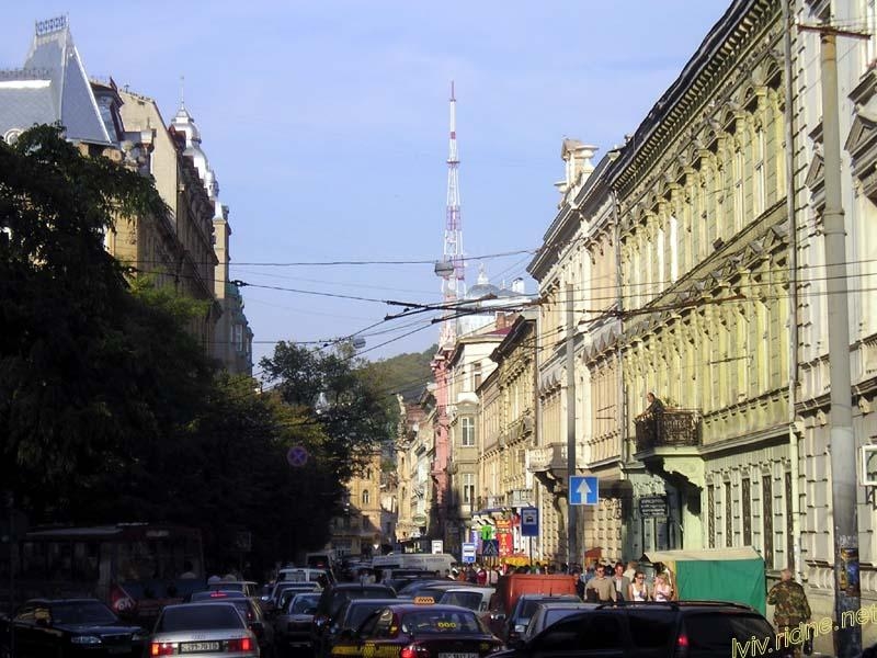 У ЛЬвові другу ділянку вулиці Січових Стрільців закрили на ремонт