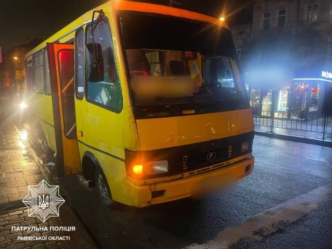 На Львівщині затримали водія міжміської маршрутки в наркотичному стані