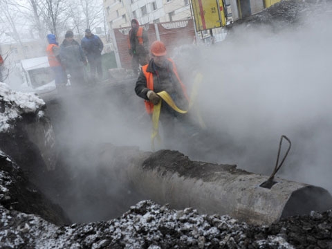 Тепломережі БУ КЕВ знову прорвало