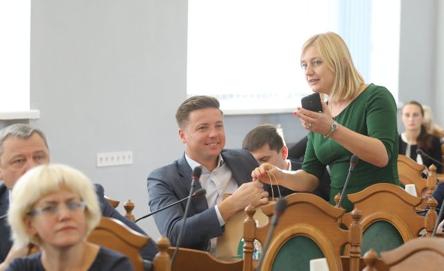 Депутат Корончевський витратив два мільйони на нову іномарку