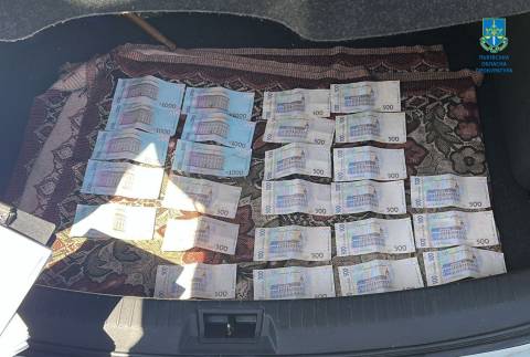 Колишнього посадовця лісгоспу на Львівщині судитимуть за 40 тисяч гривень хабаря