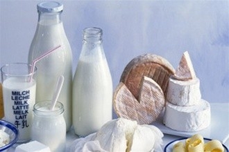 Україна заборонила ввезення молочної продукції трьох білоруських підприємств