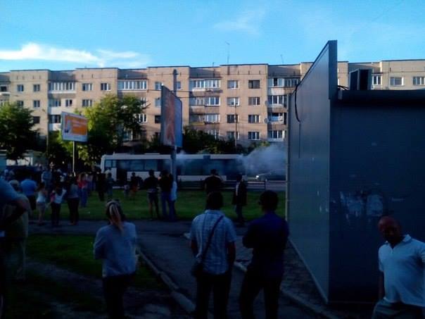 У Львові загорілася маршрутка з пасажирами