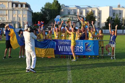 Золото Чемпіонату Європи їде до України: жіноча збірна України з регбі-7 стала переможницею дивізіону Trophy