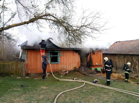 На Мостищині у пожежі загинув власник будинку