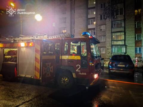 У одній з багатоповерхівок Львова виникла пожежа в ліфтовій шахті