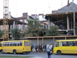 Будівельники розкопали таємне приміщення навпроти готелю «Львів»