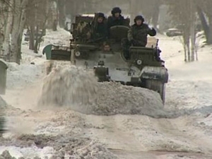 Збройні сили України долучилися до ліквідації заторів на дорогах Львівщини