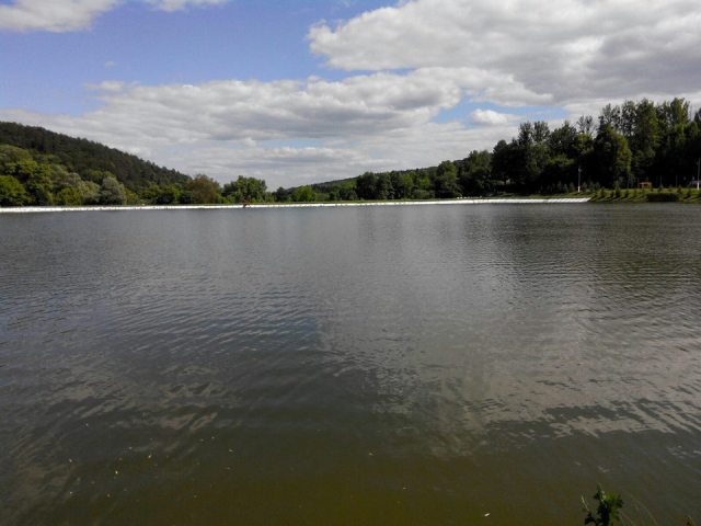 На Львівщині дозволили купатися у 11 озерах