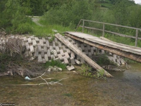 Комунальне підприємство Оброшинської ОТГ оштрафували на майже 60 тисяч гривень за забруднення річки
