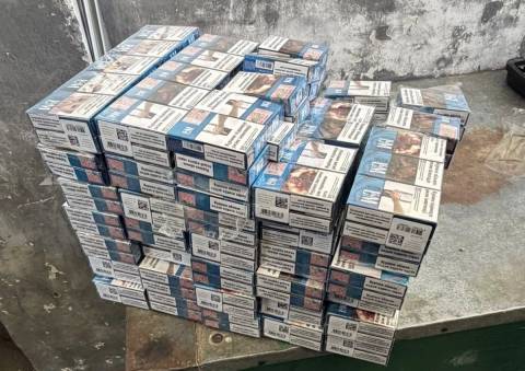 На кордоні з Польщею виявили контрабанду понад 400 пачок сигарет