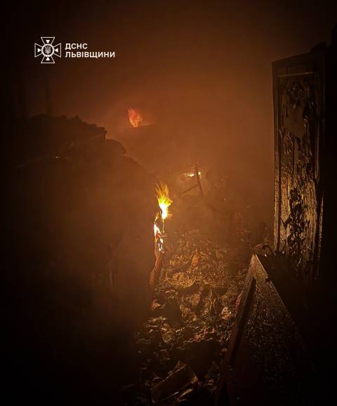 У Стрию через пожежу власницю квартири з опіками госпіталізували у реанімацію