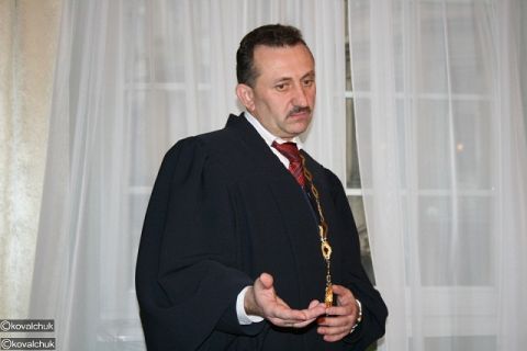 Справу екс-судді Зварича відфутболили до Києва