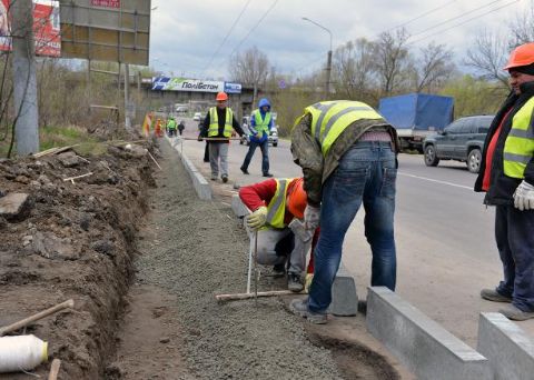 На Львівщині ремонтують 44 км дороги Львів-Мукачево
