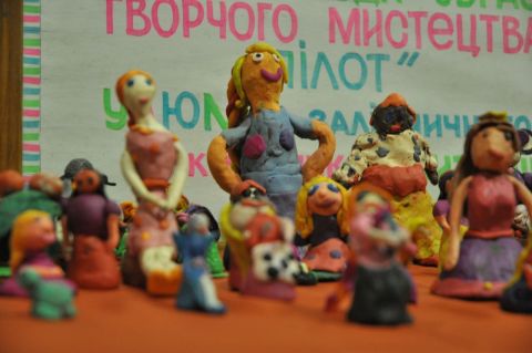 У Львові відкрили виставку казкових персонажів та ляльок