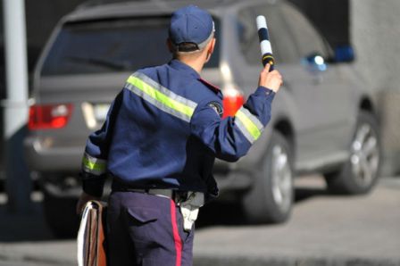 Аваков звільнив усіх співробітників ДАІ у Донецькій області