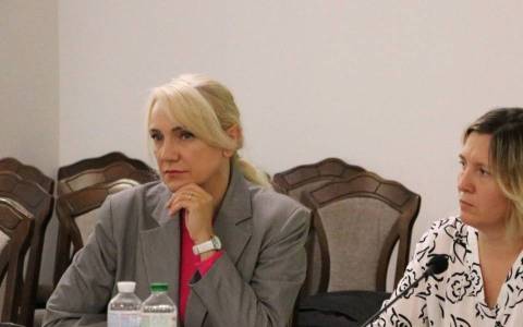 Директорка департаменту культури ЛОВА у листопаді отримала майже 40 тисяч гривень