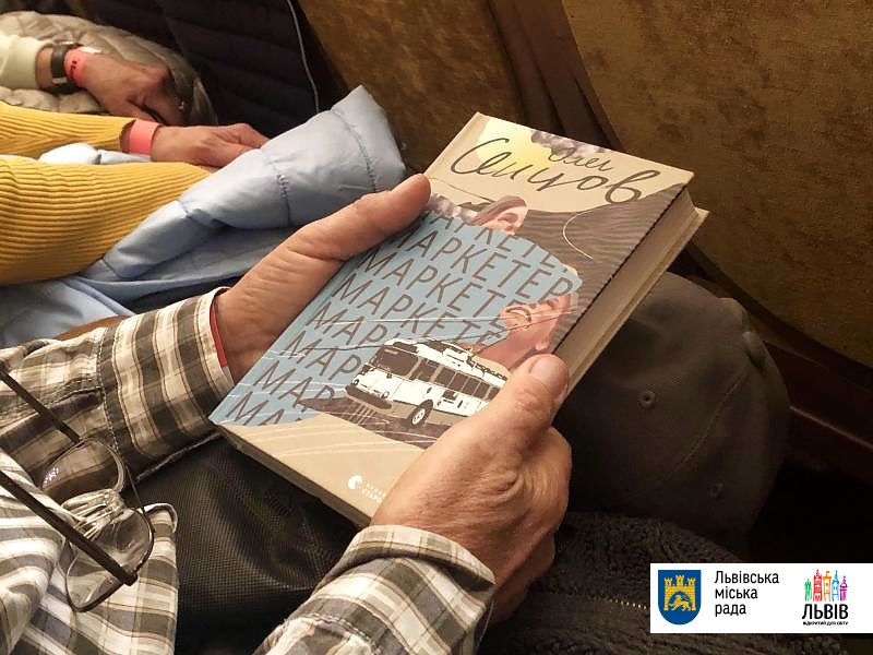 Олег Сенцов презентував на BookForum автобіографічну книжку, написану в ув'язнені