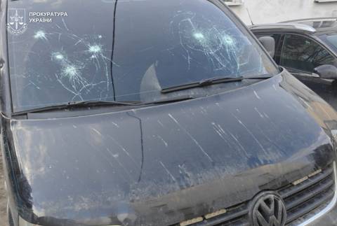 Львів'янка з травматичного пістолета стріляла по мікроавтобусу ТЦК