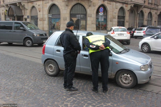 На Львівщині за час дії воєнного стану затримали майже 600 п'яних водіїв