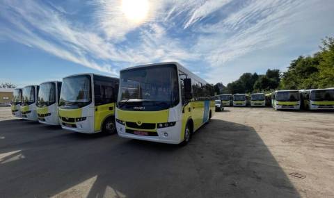 До Львова надійшла нова партія закуплених низькопідлогових автобусів
