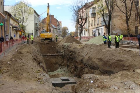 Підрядник відшкодує міськраді Львова понад 200 тисяч за ремонт вулиці Данила Апостола