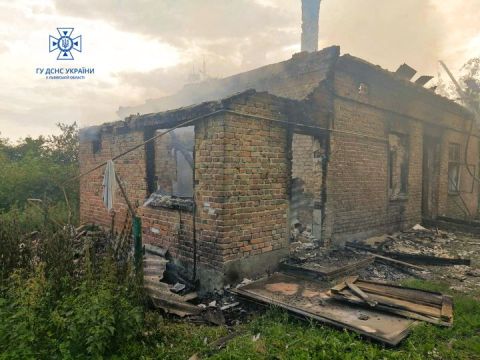 У Червоноградському районі вщент згорів житловий будинок