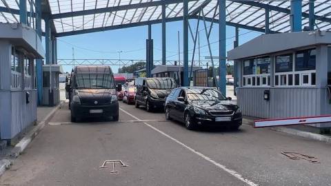 На кордоні з Польщею – черги на 95 авто