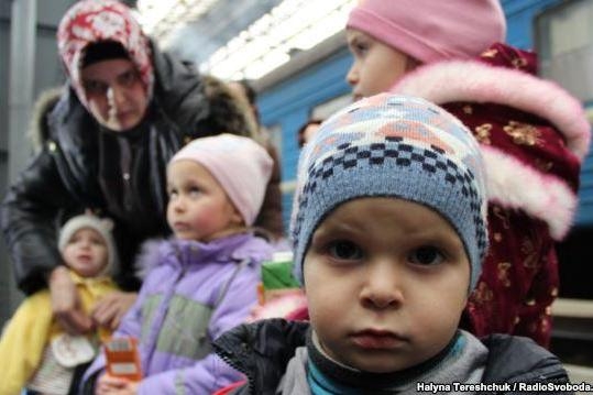 Переселенці вирушають з Львівщини у визволені райони Донбасу