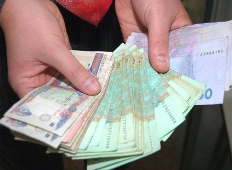 З 1 травня мінімальна зарплата зросте на 72 гривні