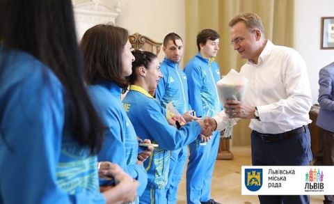 Міськрада Львова нагородила медалістів Європейських ігор грошовими преміями