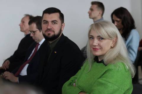 Директорка департаменту культури ЛОВА у квітні отримала шість тисяч на відрядження