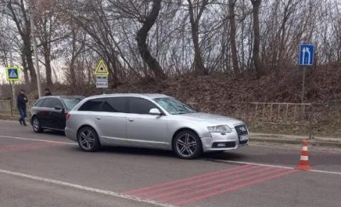 На Львіввщині водій Audi A6 на смерть збив пішохода