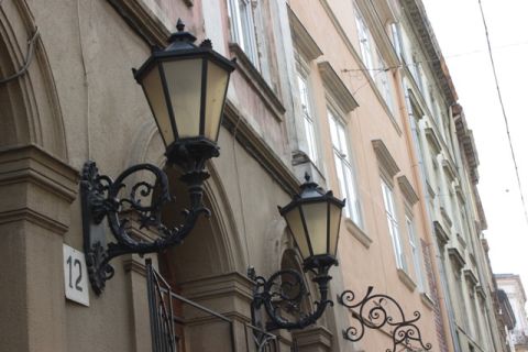 У чотирьох районах Львова вимкнуть світло. Адреси