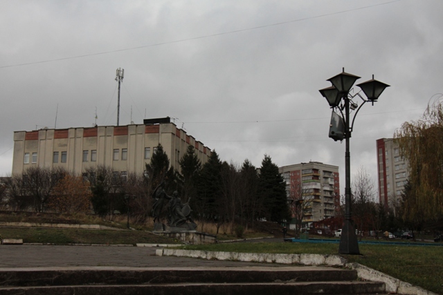 У лікарні в Новому Роздолі скоротили понад 60 посад