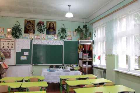 Усі школи Львівщини планують закрити на карантин до кінця жовтня