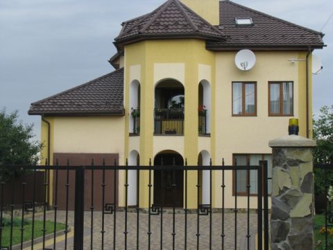 Найбільше нового житла здали в експлуатацію на Пустомитівщині, Яворівщині і у Львові