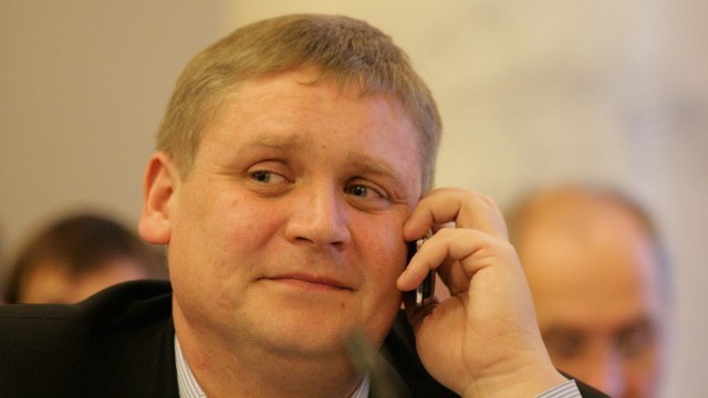 Кадикало наколядував нову готівку