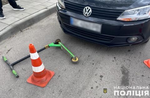 У Львові водій Volkswagen Jetta збив дитину на самокаті
