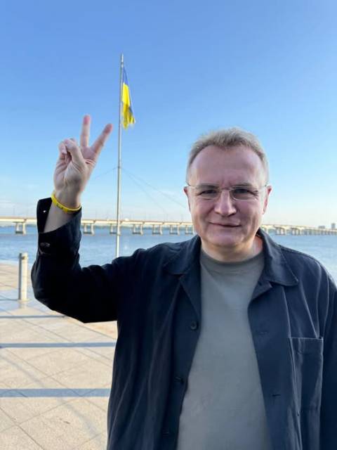 Садовий у червні отримав понад 80 тисяч гривень зарплати